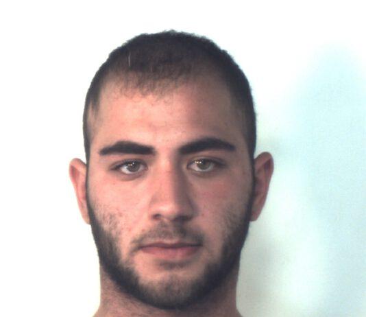 Spaccio di droga, arrestati due giovani