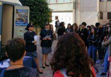 Il Camper della Polizia di Stato nelle scuole contro la violenza di genere