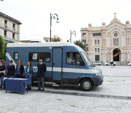 Il Camper della Polizia di Stato: secondo appuntamento in città contro la violenza di genere