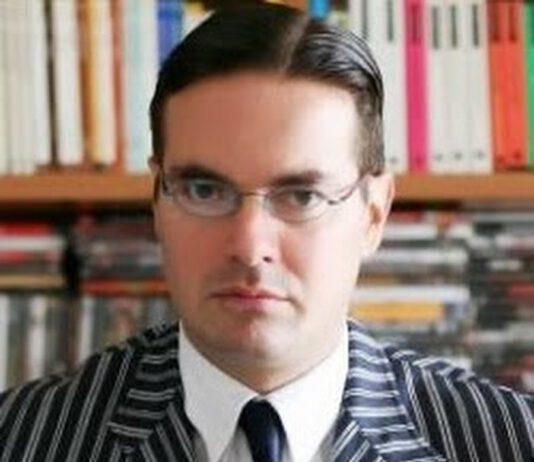 Klaus Davi: “Intitoleremo le vie di San Luca a brand pubblicitari in cambio di investimenti”