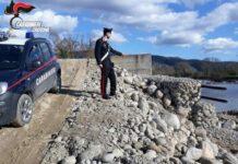 Modificano alveo torrente, denunciato imprenditore e operai