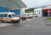 Dottoressa aggredita con cacciavite davanti ospedale, grave