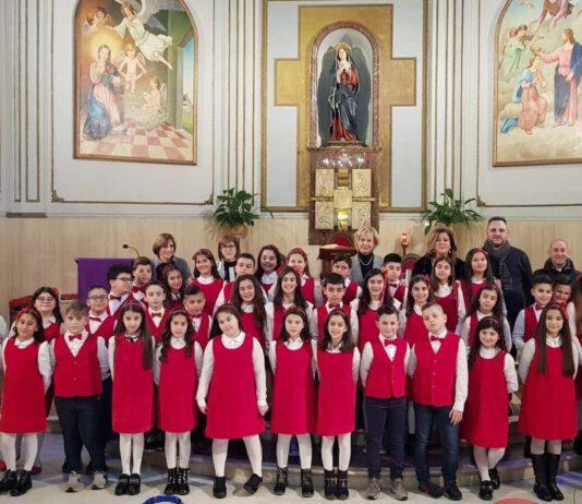 Rosarno: concerto di Natale delle classi quinte A e B della Scuola Primaria” M. Zita”