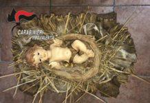 Incendia presepe in piazza, denunciato