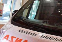 Uccide figlio di 3 mesi scaraventandolo a terra