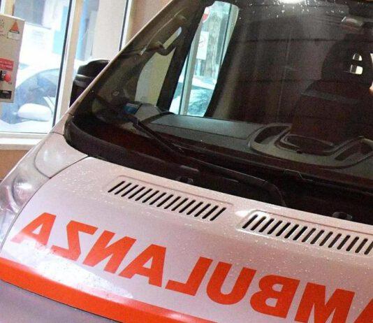 Uccide figlio di 3 mesi scaraventandolo a terra
