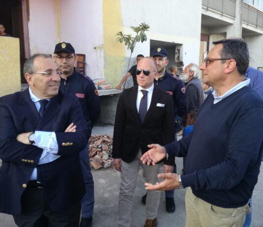 Visita alla ‘Ciambra’ di Gioia Tauro del prefetto Di Bari e del Garante Marziale