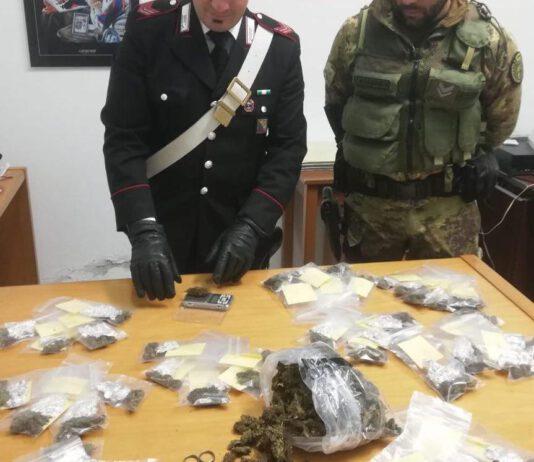 Trovato in possesso di marijuana e materiale esplodente, arrestato 30enne