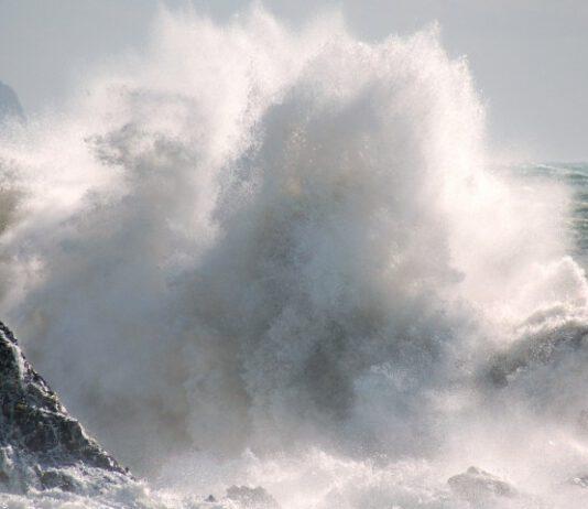 Allerta meteo Calabria, piogge, temporali e vento forte