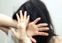 Madre droga figlia minore, patrigno la violenta. Arrestata coppia