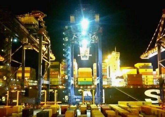 Porto di Gioia Tauro, ripresa attività lavorativa