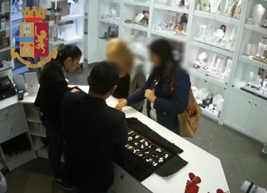 Furto in gioielleria a Melicucco, due arresti