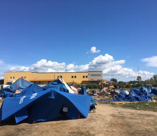 San Ferdinando, smantellate tende provvisorie migranti