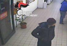 Soldi per restituire auto rubata, arrestate due persone