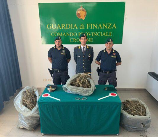Sorpresi con 13 kg marijuana, due arresti