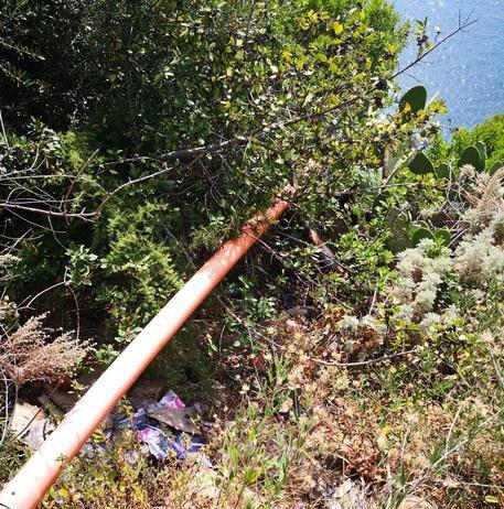 Palmi, condotta hotel scaricava acque fognarie a mare