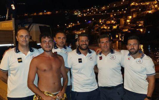 Si addormenta sul materassino e si sveglia in Sicilia, bufala?