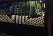 IAM, Sindaco di Gioia Tauro davanti ai cancelli