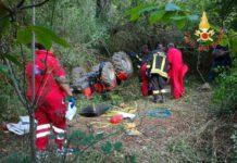 Si ribalta trattore, morto 54enne