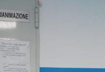 Locri: Entra in ospedale incappucciato e imbratta le pareti con escrementi