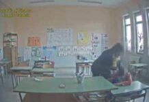 Botte e offese ad alunni, sospesa una maestra nel reggino