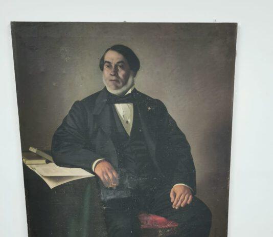 Ricettazione opere d’arte, denunciato insegnante