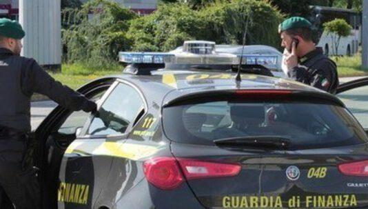 Fondi pubblici finiti alle cosche, arrestati otto imprenditori