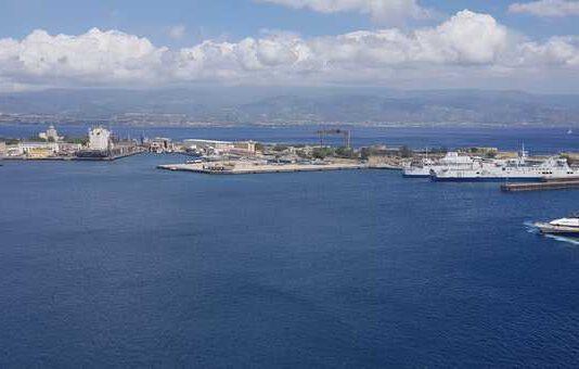 Esplosione ordigno genera terremoto tra Messina e Reggio