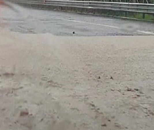 Chiuso svincolo A2 Falerna per allagamento
