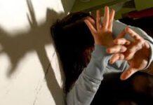 Ubriaco picchia la moglie davanti figli, arrestato