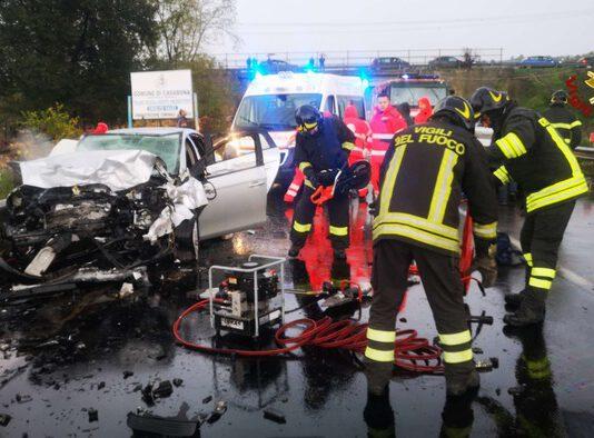 Scontro tra auto- cinque feriti tra cui due minori
