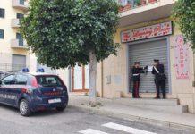 Inala solvente, trovato svenuto dai carabinieri, salvato