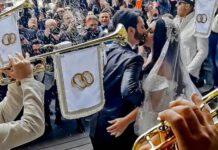 Suonarono alle nozze trash del neomelodico Tony Colombo e la ex vedova del boss di camorra- Licenziamento per 5 ispettori Penitenziaria