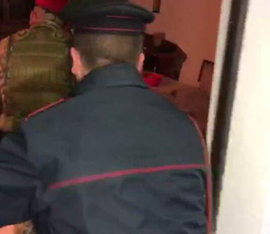 Arresto latitante Cordì- fiancheggiatore a casa per consegnare spesa