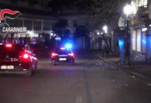 Gioia Tauro, carabinieri sventano furto in negozio, denunciati due maliani