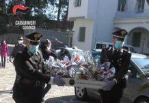 Carabinieri donano 300 uova di Pasqua a bimbi
