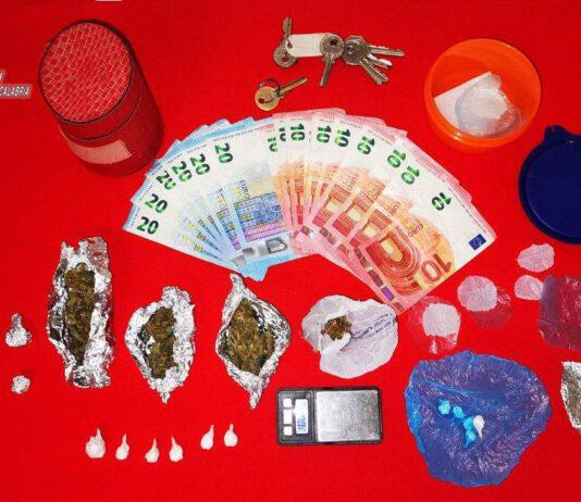 Sorpreso in casolare con droga, arrestato 59enne