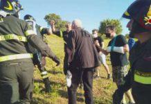 Calabria- cade in un dirupo con parapendio, salvato dai vigili del fuoco