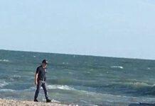 Calabria- sesso in spiaggia davanti a bambini- denunciata coppia