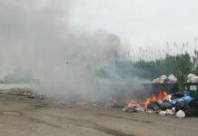 Calabria- roghi di rifiuti Corigliano- Rossano