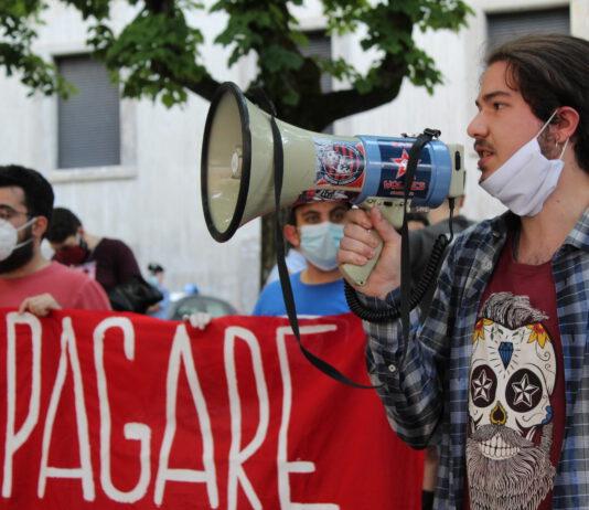FACCIAMO PAGARE LA CRISI AI PADRONI. In piazza per un fronte unico di classe anche a Cosenza