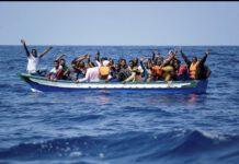 Migranti, il sindaco Lampedusa: “Nessun problema sui controlli sanitari, ma abbiamo l’hotspot pieno, con 800 persone al giorno.”