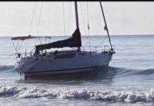 Migranti su barca a vela sbarcano su coste calabresi