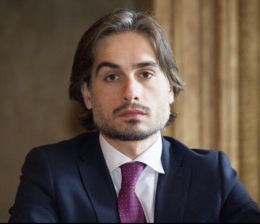 Pizzimenti, Falcomatà non offenda i Reggini, dichiari lo stato di Emergenza Sanitaria e richieda l’intervento dell’Esercito, per ripulire la città, come aveva promesso