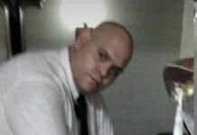 Foto con cadavere di Maradona- licenziati dipendenti pompe funebri