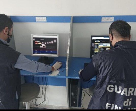 Scoperto centro scommesse dentro negozio articoli per pesca