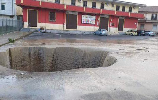 Maltempo in Calabria- allagamenti a Crotone