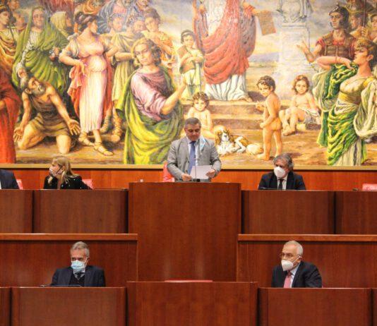 Il rosarnese Giovanni Arruzzolo è il nuovo presidente del Consiglio regionale della Calabria.