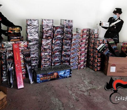 Sequestrati 403 fuochi pirotecnici con 74 kg di polvere da sparo, denunciato 66enne