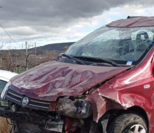 Perde il controllo dell’auto e finisce contro un muro- morto 91enne